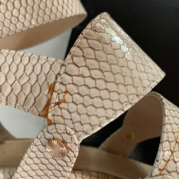 Meet your Posher, Fatima - Picture 8 of 9